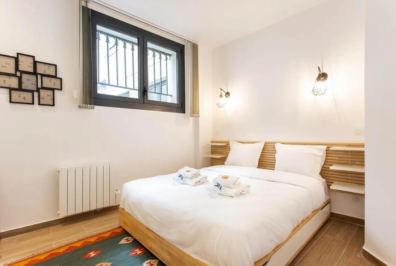 Amazing - 2br-6p - Bastille Apartment *